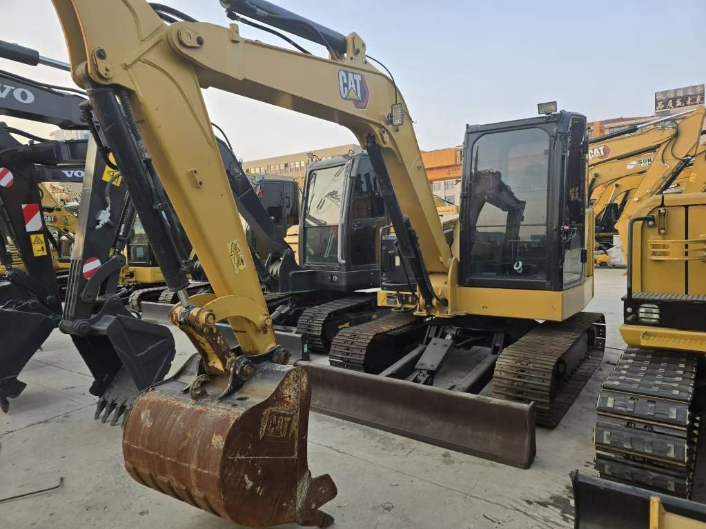 CAT 306 - Mini excavator: picture 4 CAT 306 - Mini excavator: picture 4