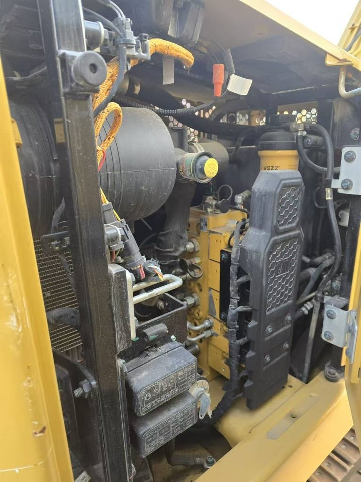 CAT 306 - Mini excavator: picture 2 CAT 306 - Mini excavator: picture 2