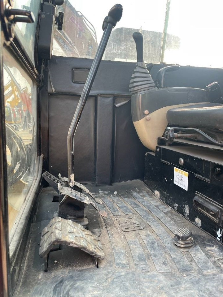 CAT 306 - Mini excavator: picture 4 CAT 306 - Mini excavator: picture 4