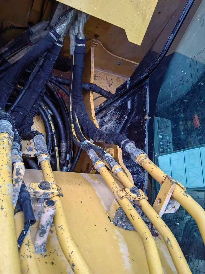 Mini excavator CAT 307.5: picture 7