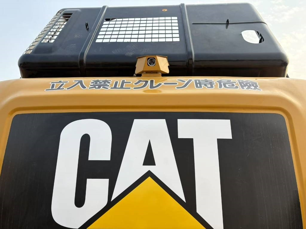 CAT 325 - Crawler excavator: picture 5 CAT 325 - Crawler excavator: picture 5