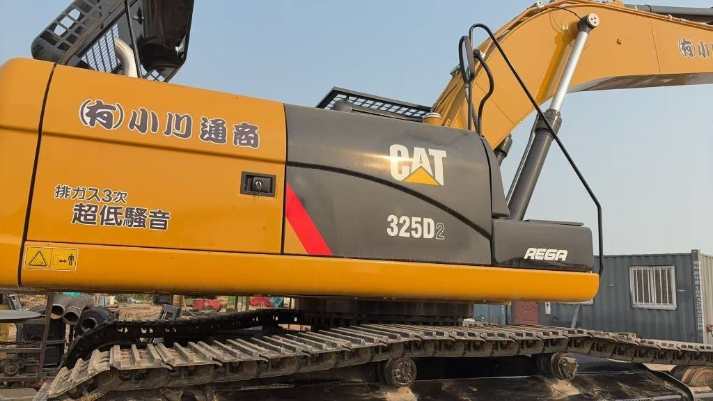 CAT 325 D - Crawler excavator: picture 5 CAT 325 D - Crawler excavator: picture 5