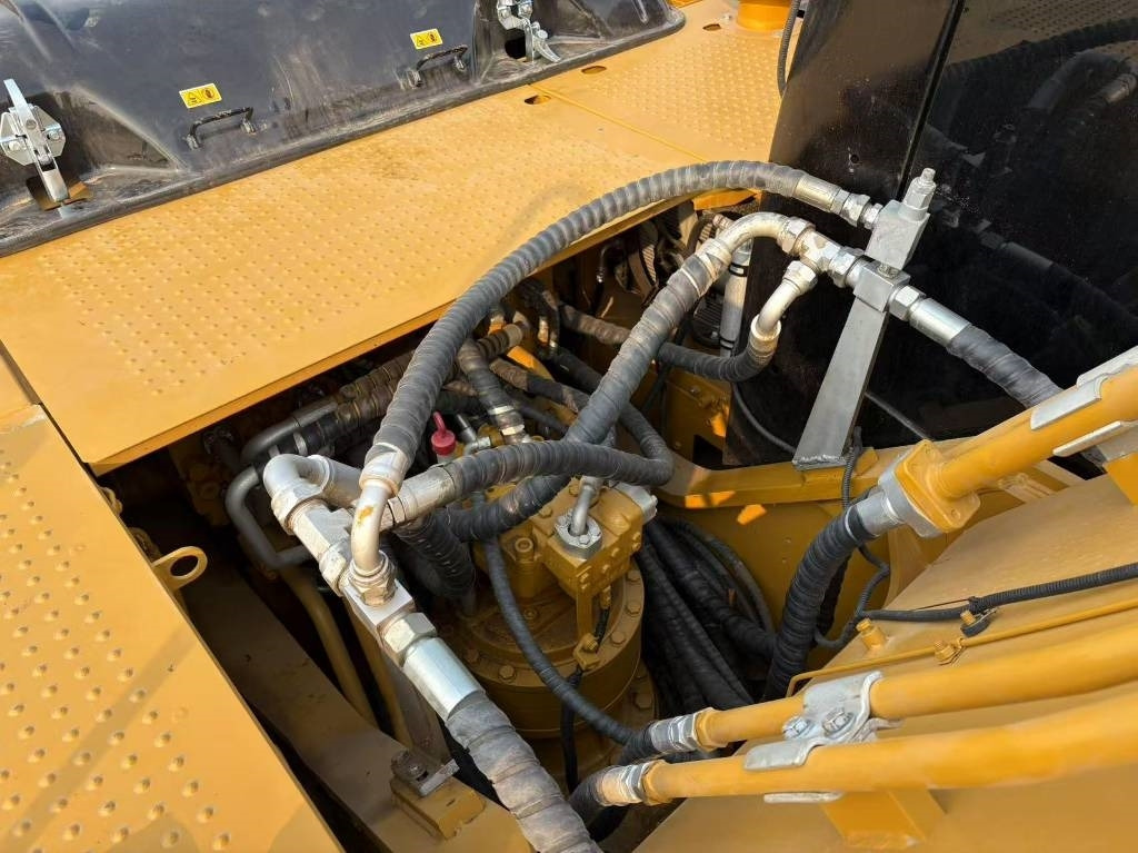 CAT 325 D - Crawler excavator: picture 3 CAT 325 D - Crawler excavator: picture 3