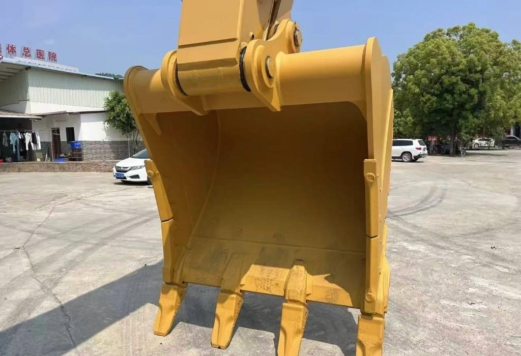 Crawler excavator CAT 336: picture 11