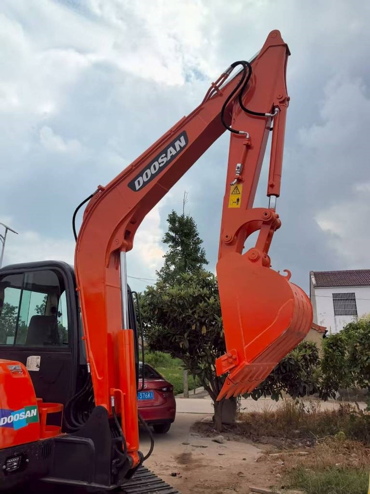 Doosan DH 60 - Mini excavator: picture 3 Doosan DH 60 - Mini excavator: picture 3