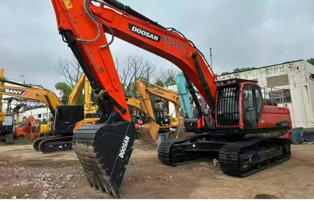 Doosan DX 340 - Crawler excavator: picture 1 Doosan DX 340 - Crawler excavator: picture 1