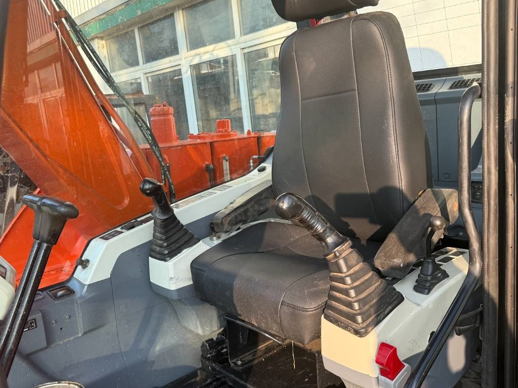 Doosan DX 75 - Crawler excavator: picture 3 Doosan DX 75 - Crawler excavator: picture 3