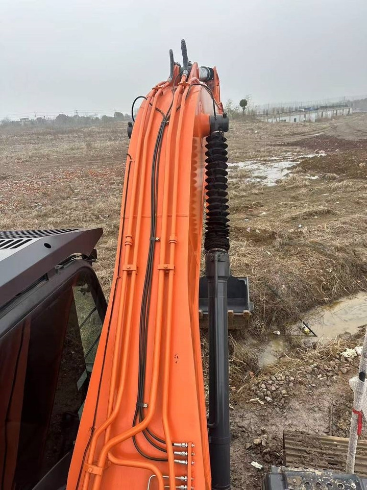 Hitachi ZX 240 - Crawler excavator: picture 3 Hitachi ZX 240 - Crawler excavator: picture 3