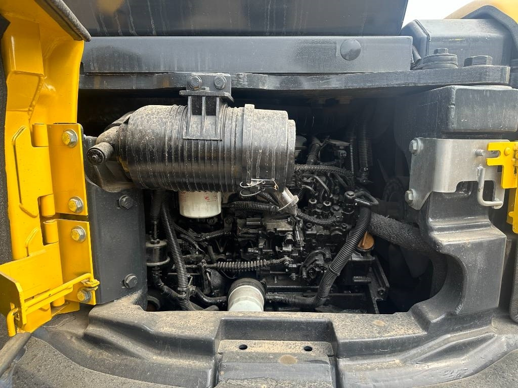 Komatsu 40 MR - Crawler excavator: picture 5 Komatsu 40 MR - Crawler excavator: picture 5