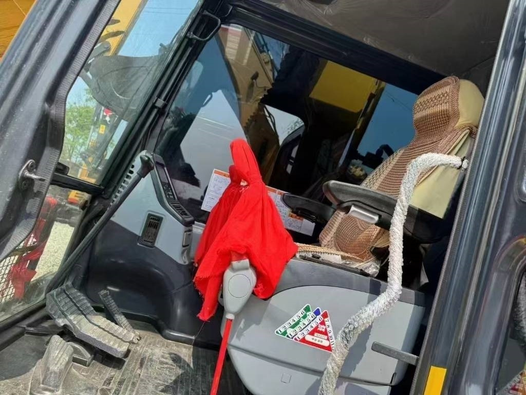 Komatsu PC 130 - Crawler excavator: picture 3 Komatsu PC 130 - Crawler excavator: picture 3