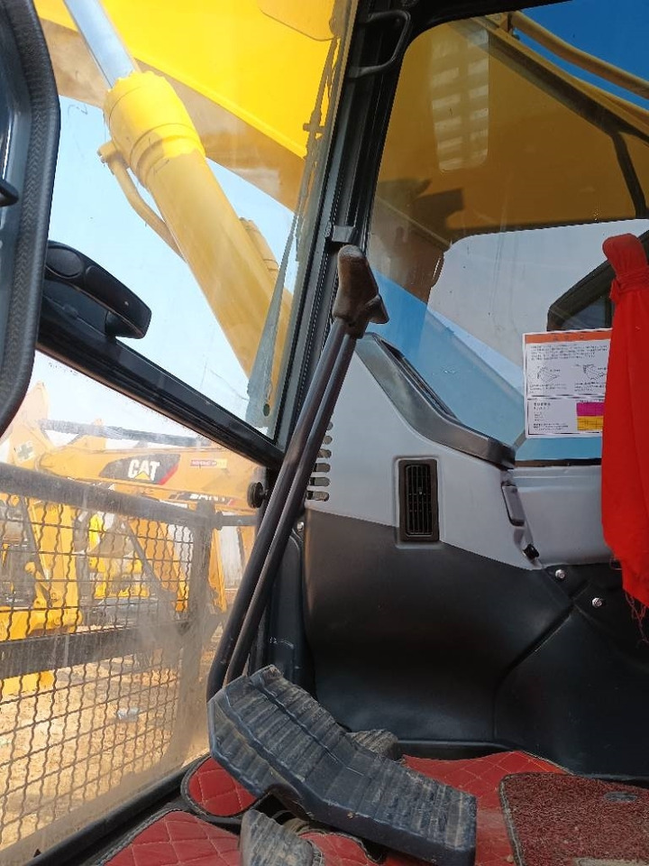 Crawler excavator Komatsu PC 350-7: picture 16