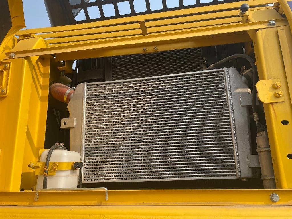 Crawler excavator Komatsu PC 350-7: picture 10