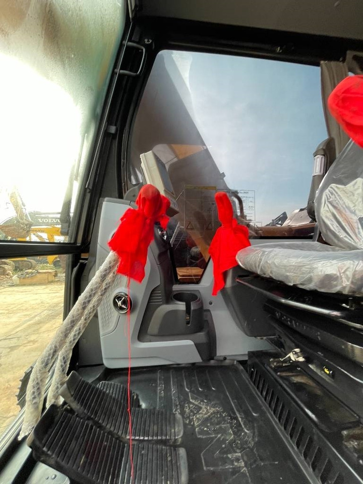 Sany SY 135  - Crawler excavator: picture 4 Sany SY 135  - Crawler excavator: picture 4