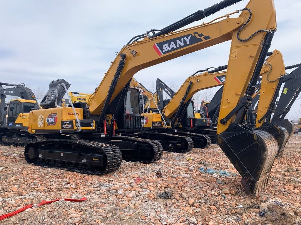 Sany SY 215 - Crawler excavator: picture 2 Sany SY 215 - Crawler excavator: picture 2