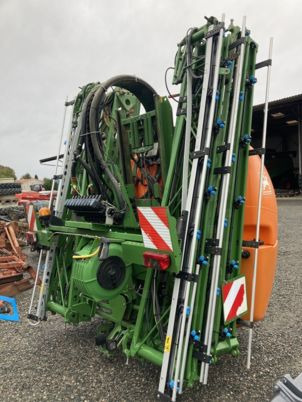 Amazone UF 1201 PREMIUM - Tractor mounted sprayer: picture 4 Amazone UF 1201 PREMIUM - Tractor mounted sprayer: picture 4