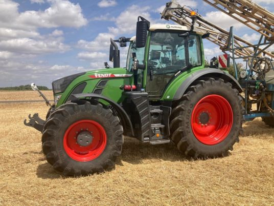 Fendt 718 PROFI PLUS - Farm tractor: picture 4 Fendt 718 PROFI PLUS - Farm tractor: picture 4