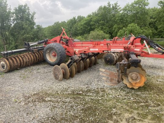 Gregoire Besson ACERO 44MK - Disc harrow: picture 3 Gregoire Besson ACERO 44MK - Disc harrow: picture 3