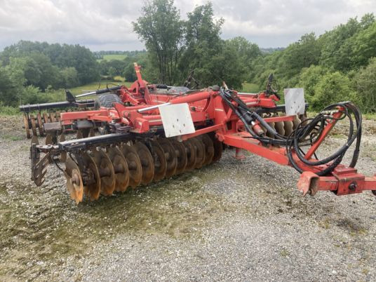 Gregoire Besson ACERO 44MK - Disc harrow: picture 2 Gregoire Besson ACERO 44MK - Disc harrow: picture 2
