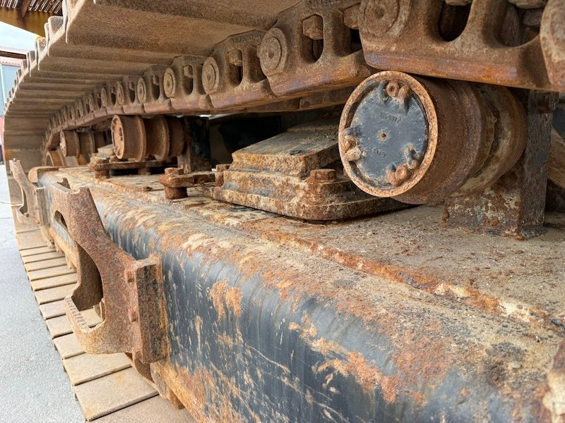 Crawler excavator CAT 374 F L: picture 15