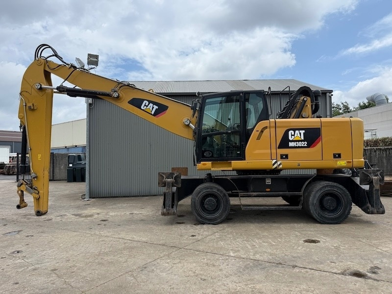 CAT MH 3022 - Waste/ Industry handler: picture 1 CAT MH 3022 - Waste/ Industry handler: picture 1