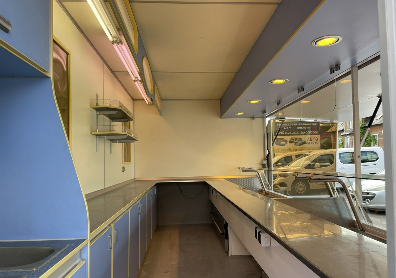 Fiat Ducato Autosklep Ryb Gastronomiczny food truck foodtruck sklep 112tkm BORCO - Vending truck: picture 3 Fiat Ducato Autosklep Ryb Gastronomiczny food truck foodtruck sklep 112tkm BORCO - Vending truck: picture 3