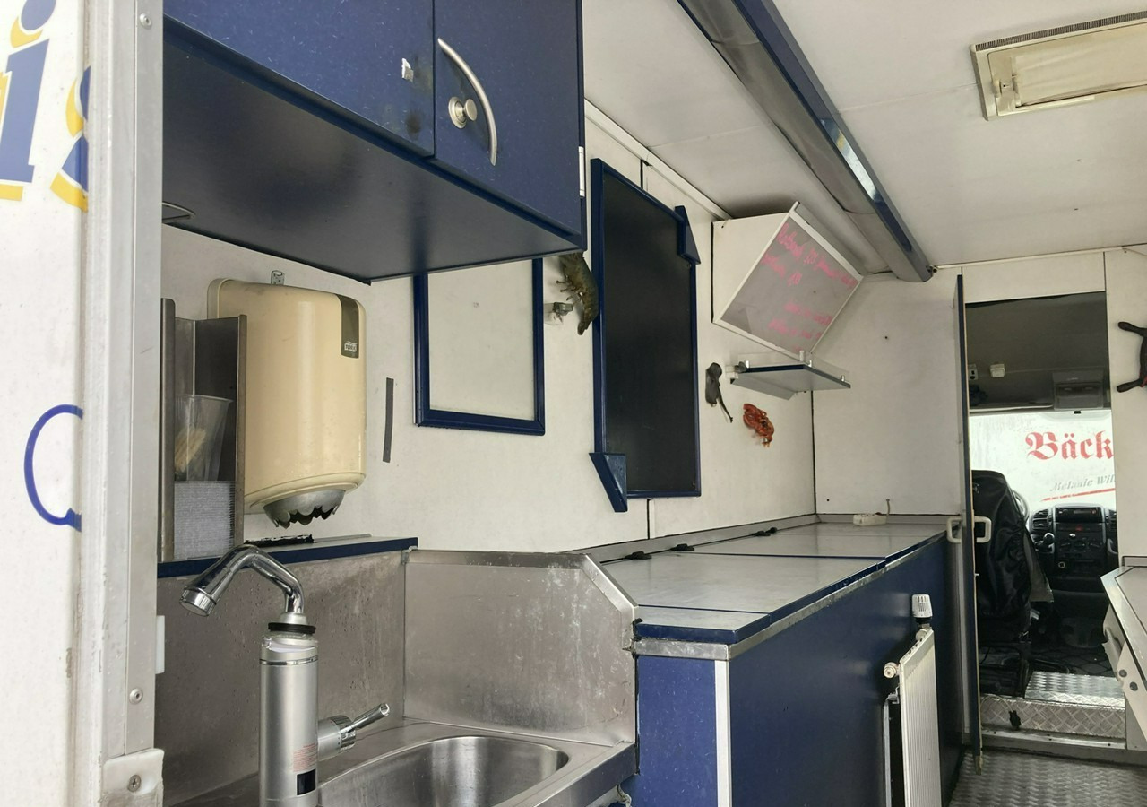 Fiat Ducato Autosklep mięso-ryba Gastronomiczny Food Truck Foodtruck sklep 2004 - Vending truck, Van: picture 3 Fiat Ducato Autosklep mięso-ryba Gastronomiczny Food Truck Foodtruck sklep 2004 - Vending truck, Van: picture 3