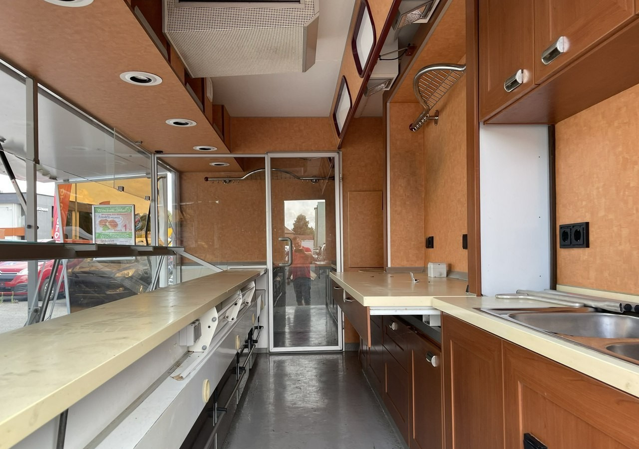 Fiat Ducato Autosklep wędlin Gastronomiczny Food Truck Foodtruck 55122km Borco20 - Vending truck: picture 3 Fiat Ducato Autosklep wędlin Gastronomiczny Food Truck Foodtruck 55122km Borco20 - Vending truck: picture 3