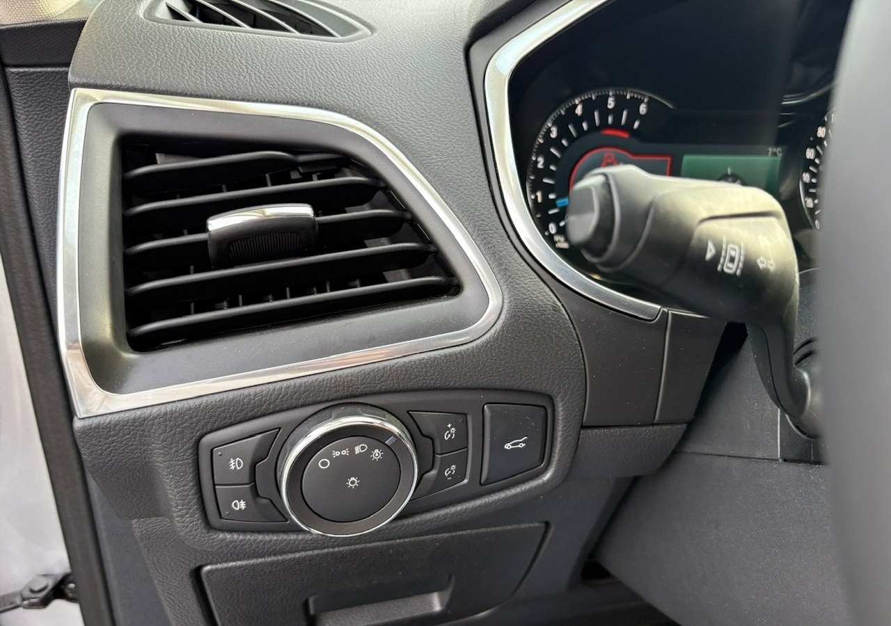 Car Ford Galaxy V 2.0Tdci 180KM Automat Titanium+ 7osobowy Navi LED Asystent Nagłośnie: picture 16