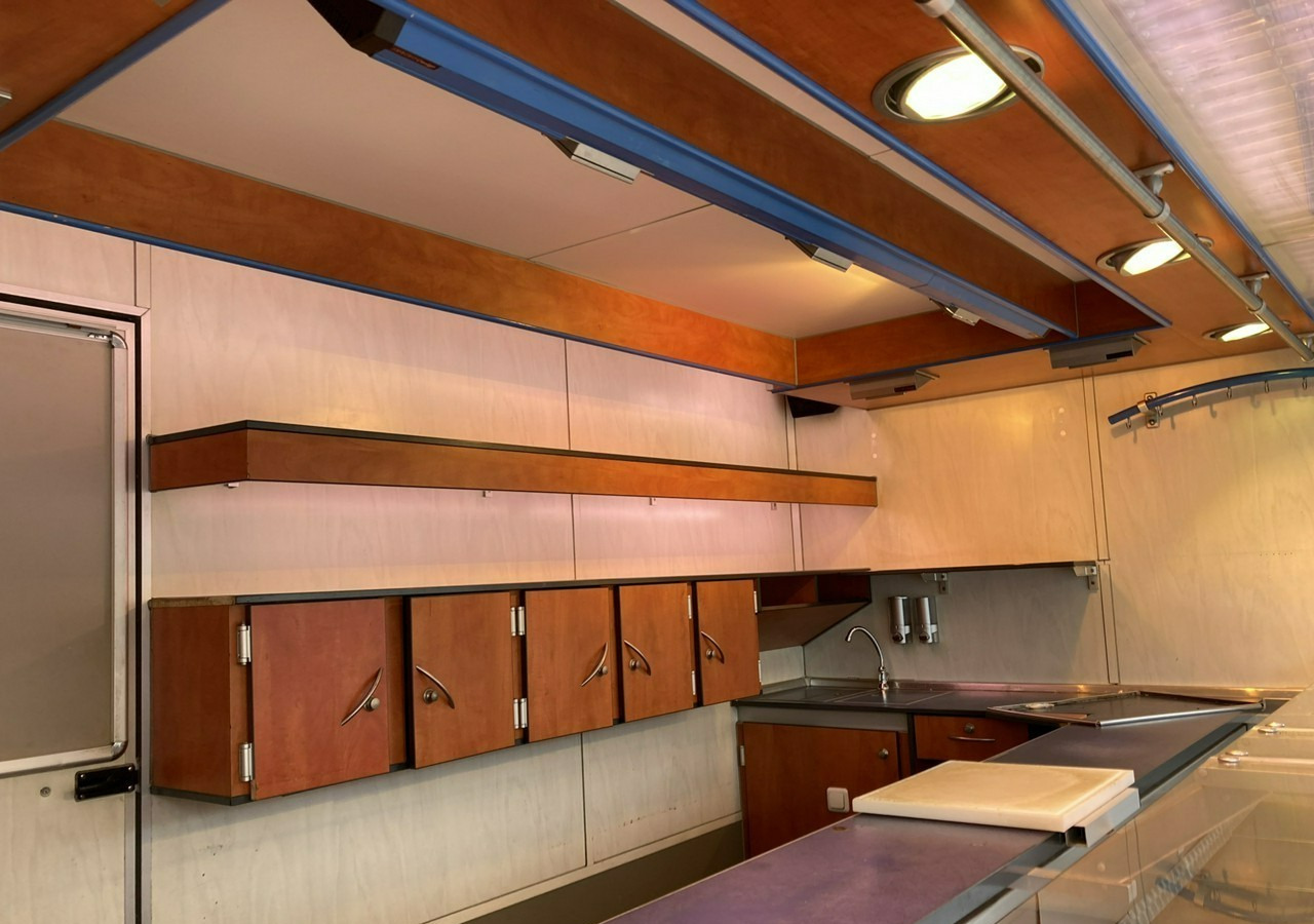 Inna Inny Autosklep wędlin Gastronomiczna food truck foodtruck sklep bar - Vending trailer: picture 3 Inna Inny Autosklep wędlin Gastronomiczna food truck foodtruck sklep bar - Vending trailer: picture 3