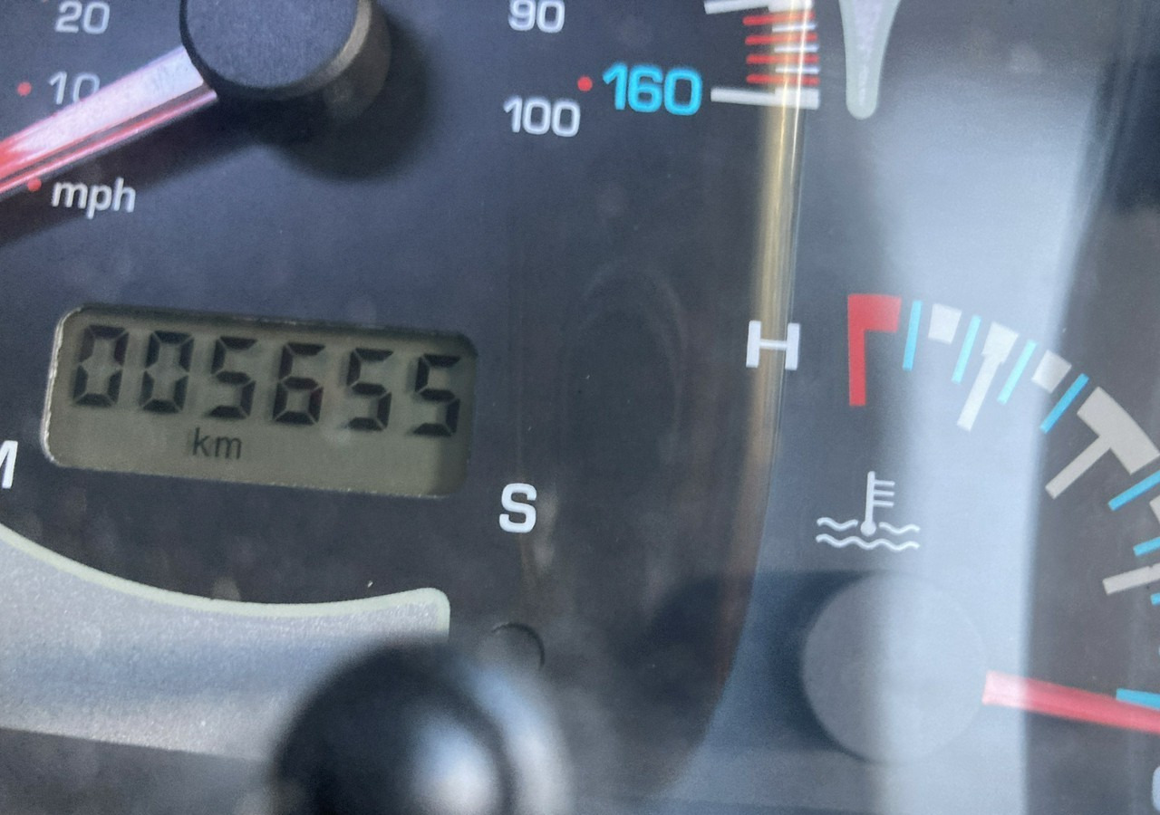 Flatbed van Inna Inny PFAU Piaggio Porter 4X4 Skrzynia odśnieżarka Pług 5655km 2012: picture 13 Flatbed van Inna Inny PFAU Piaggio Porter 4X4 Skrzynia odśnieżarka Pług 5655km 2012: picture 13