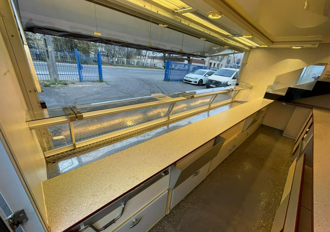 Inna Inny Przyczepa Gastronomiczna food truck foodtruck Autosklep Sklep bar - Vending trailer: picture 5 Inna Inny Przyczepa Gastronomiczna food truck foodtruck Autosklep Sklep bar - Vending trailer: picture 5