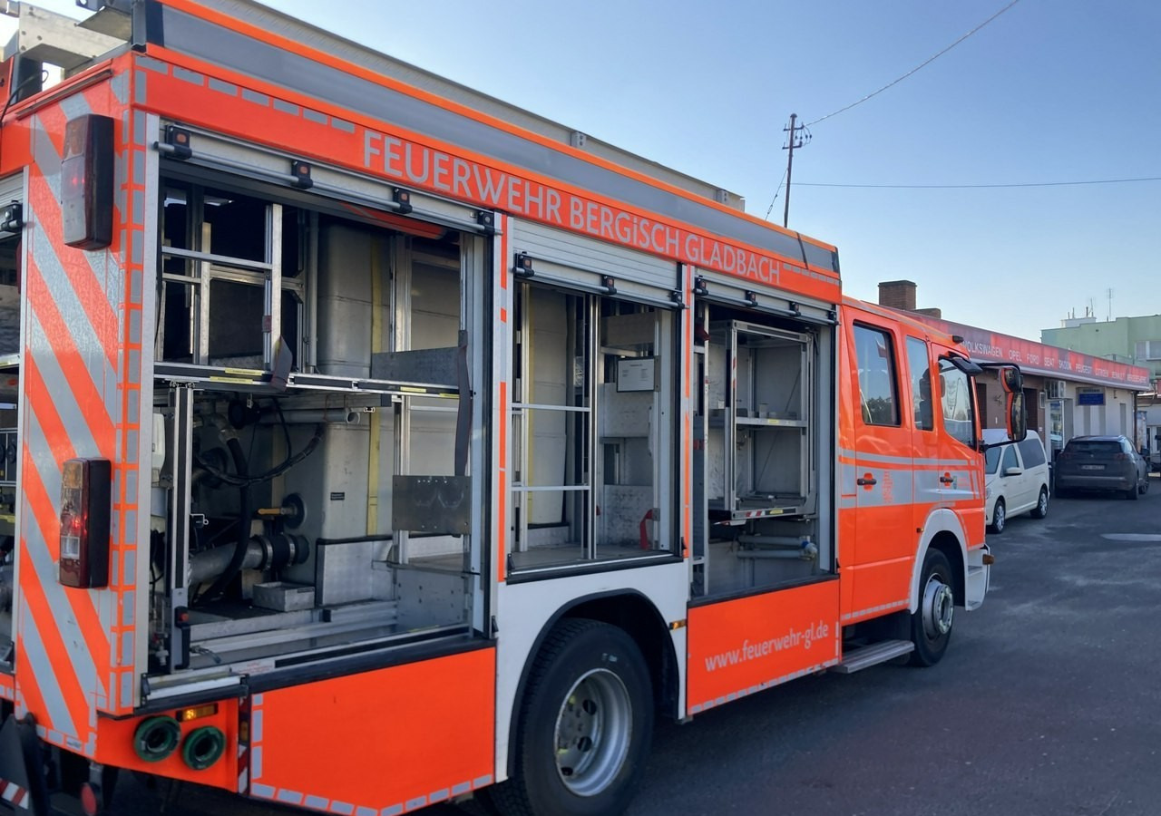 Fire truck Mercedes-Benz Atego Atego15-280 Straż Pożarna Gaśnicza Ziegler 2020L wody 210L piany 20: picture 12 Fire truck Mercedes-Benz Atego Atego15-280 Straż Pożarna Gaśnicza Ziegler 2020L wody 210L piany 20: picture 12