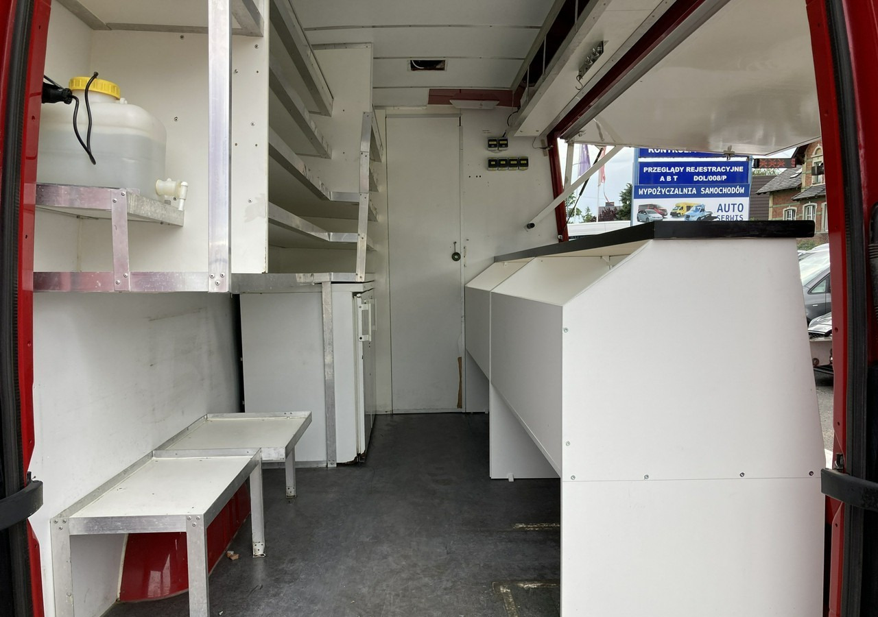 Mercedes-Benz Sprinter Autosklep pieczywa sklep Bar Gastronomiczny Food Truck Foodtruck 201 - Vending truck: picture 2 Mercedes-Benz Sprinter Autosklep pieczywa sklep Bar Gastronomiczny Food Truck Foodtruck 201 - Vending truck: picture 2