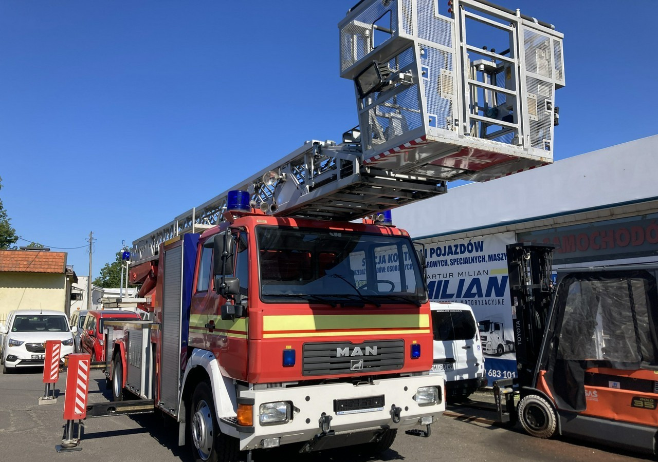 Oferta - Fire truck: picture 2 Oferta - Fire truck: picture 2