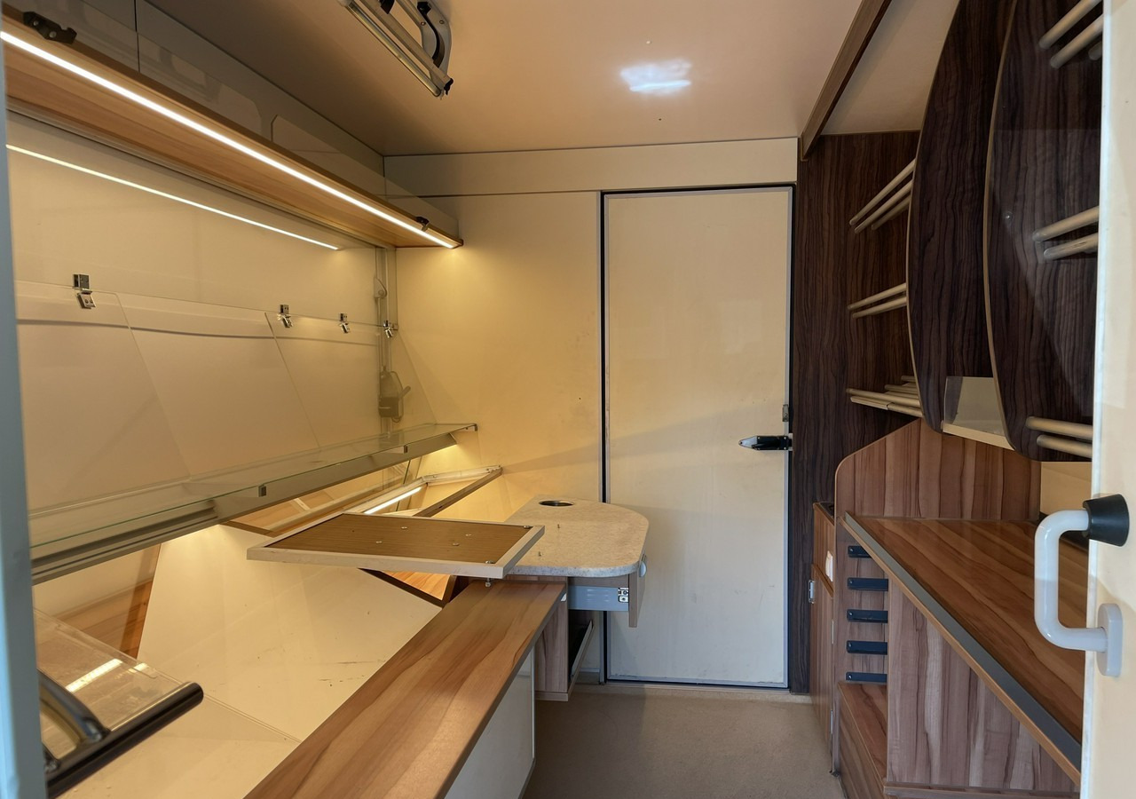 Renault Master Autosklep pieczywa Gastronomiczny Food Truck Foodtruck Sklep Borco20 leasing Renault Master Autosklep pieczywa Gastronomiczny Food Truck Foodtruck Sklep Borco20: picture 8