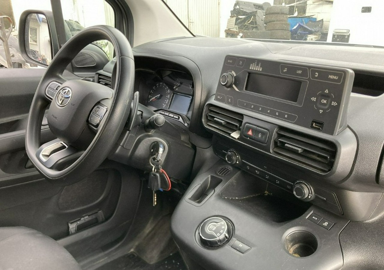 Toyota Inny Toyota - Panel van: picture 3 Toyota Inny Toyota - Panel van: picture 3