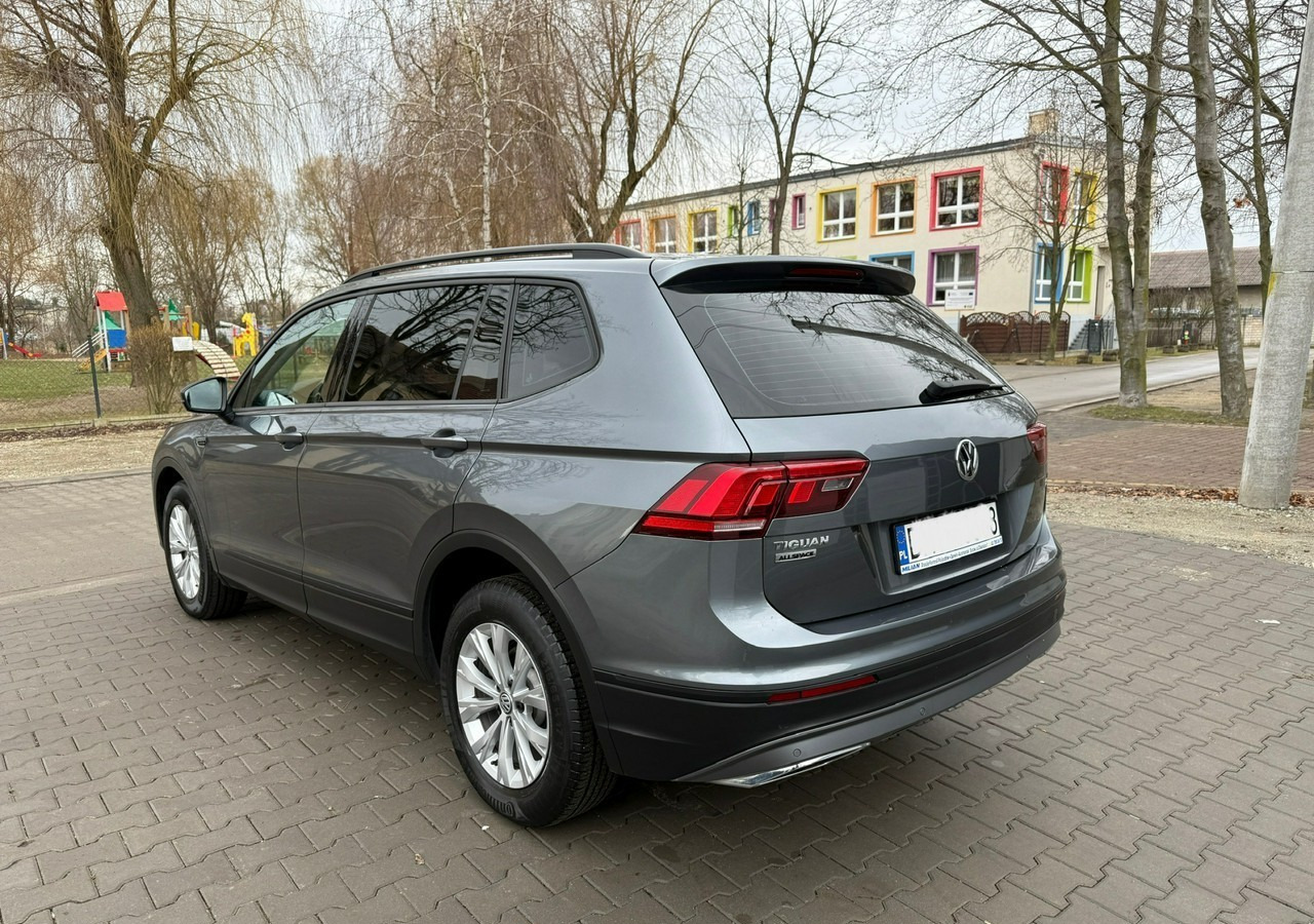 Volkswagen Tiguan II 1,4TSI 150KM 65tyśkm 7osobowy Comfort Tempomat ACC Klima Alu 2018 - Car: picture 3 Volkswagen Tiguan II 1,4TSI 150KM 65tyśkm 7osobowy Comfort Tempomat ACC Klima Alu 2018 - Car: picture 3