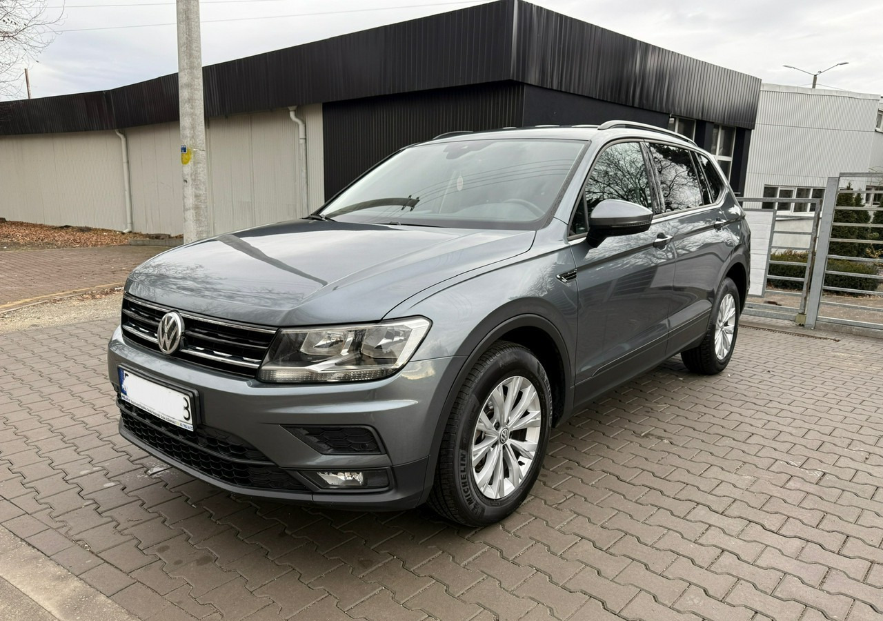 Volkswagen Tiguan II 1,4TSI 150KM 65tyśkm 7osobowy Comfort Tempomat ACC Klima Alu 2018 - Car: picture 1 Volkswagen Tiguan II 1,4TSI 150KM 65tyśkm 7osobowy Comfort Tempomat ACC Klima Alu 2018 - Car: picture 1