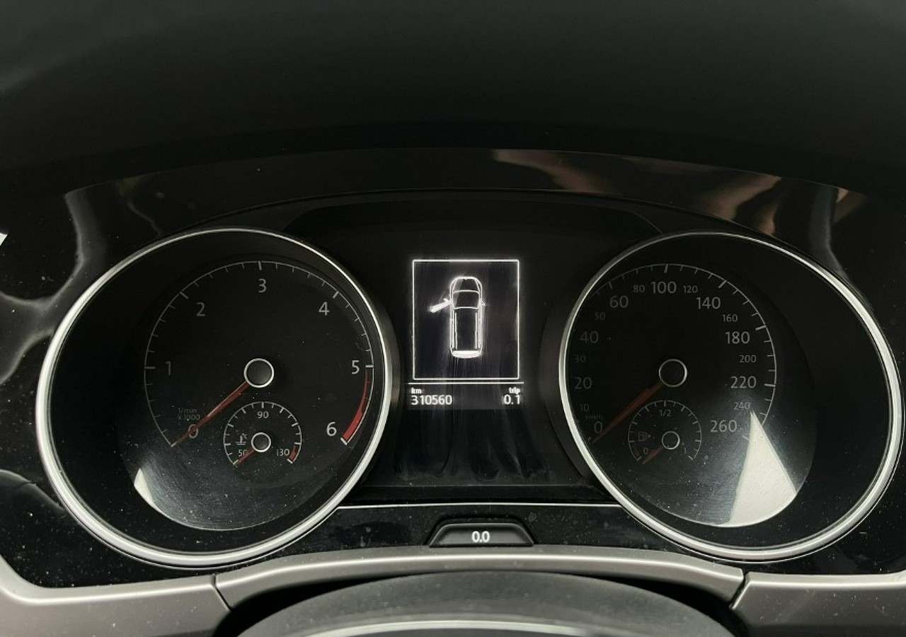 Car Volkswagen Touran III Touran: picture 10