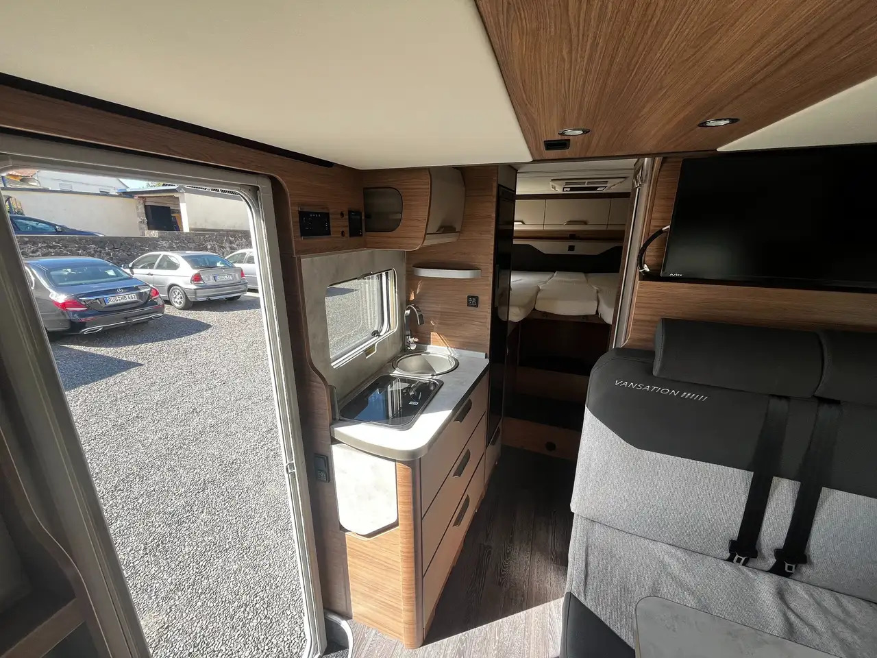 New Semi-integrated motorhome Knaus VAN WAVE 640 MEG VANSATION: picture 16