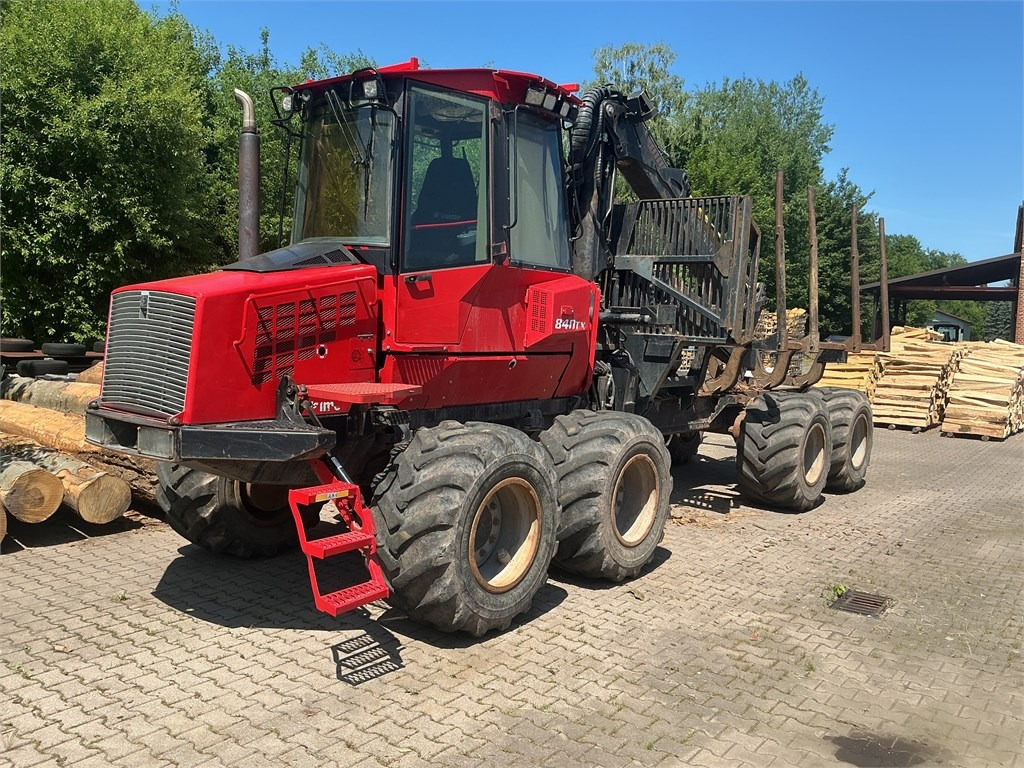 Komatsu 840 TX - Forwarder: picture 1 Komatsu 840 TX - Forwarder: picture 1