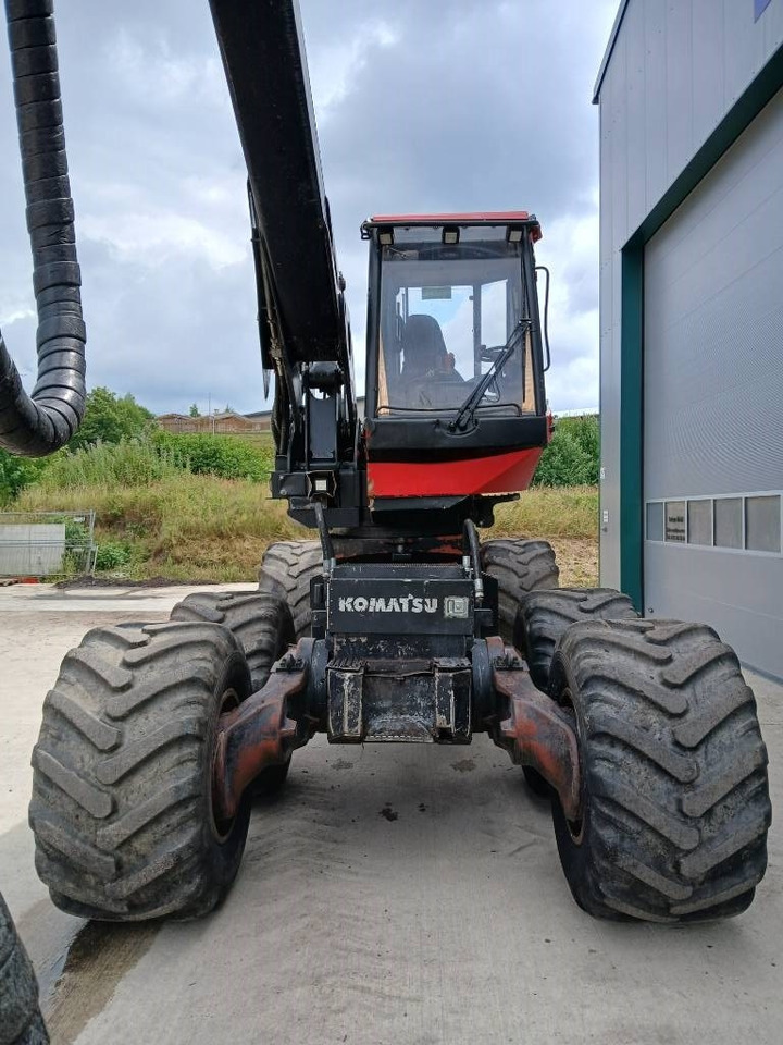 Forestry harvester Komatsu 931.1: picture 9