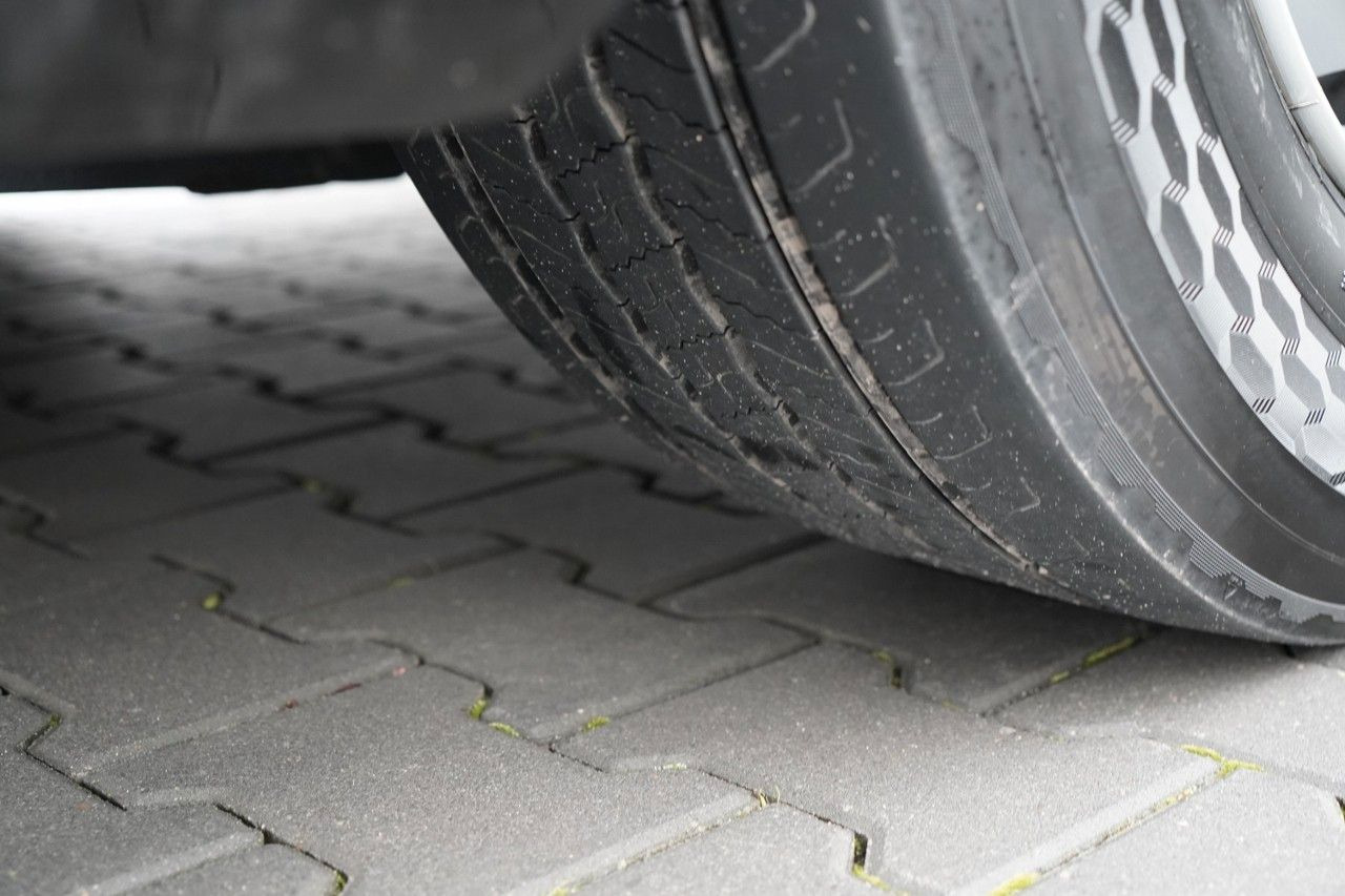 Container transporter/ Swap body truck DAF XF 480 / BDF / 6X2 / ZESTAW TANDEM / SSC / I-PAR: picture 18 Container transporter/ Swap body truck DAF XF 480 / BDF / 6X2 / ZESTAW TANDEM / SSC / I-PAR: picture 18