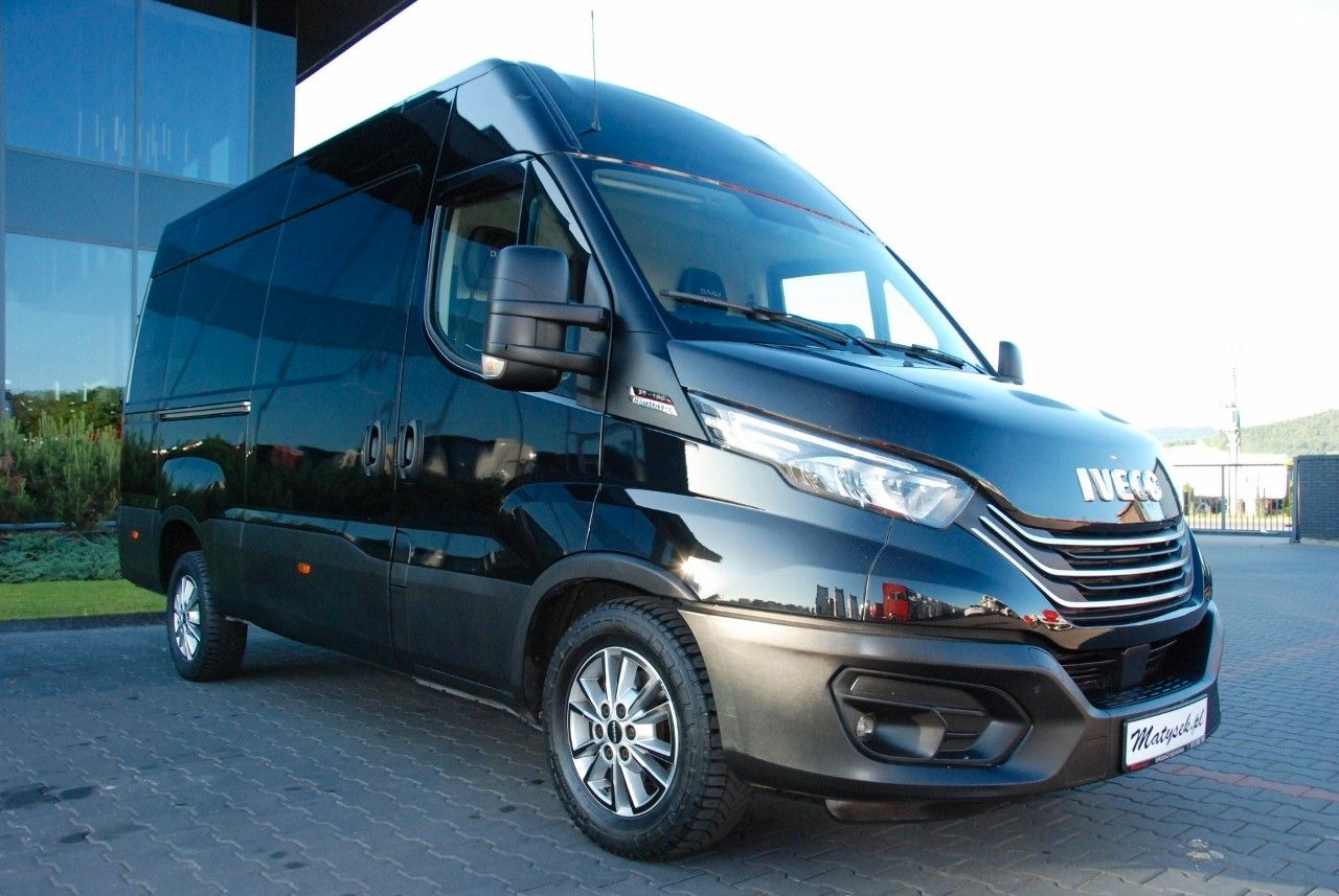 Iveco DAILY 35-180 / BLASZAK / 2022 ROK / HI-MATIC / - Panel van: picture 5 Iveco DAILY 35-180 / BLASZAK / 2022 ROK / HI-MATIC / - Panel van: picture 5