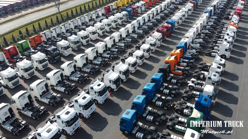 Refrigerator truck Renault D 280 / CHŁODNIA - 6,7 m / THERMO KING ES-600 MA Renault D 280 / CHŁODNIA - 6,7 m / THERMO KING ES-600 MA: picture 19