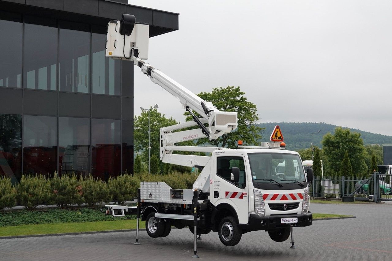 Renault MAXITY 130.35 / ZWYŻKA 20 METRÓW / PODNOŚNIK KOS - Truck mounted aerial platform: picture 3 Renault MAXITY 130.35 / ZWYŻKA 20 METRÓW / PODNOŚNIK KOS - Truck mounted aerial platform: picture 3