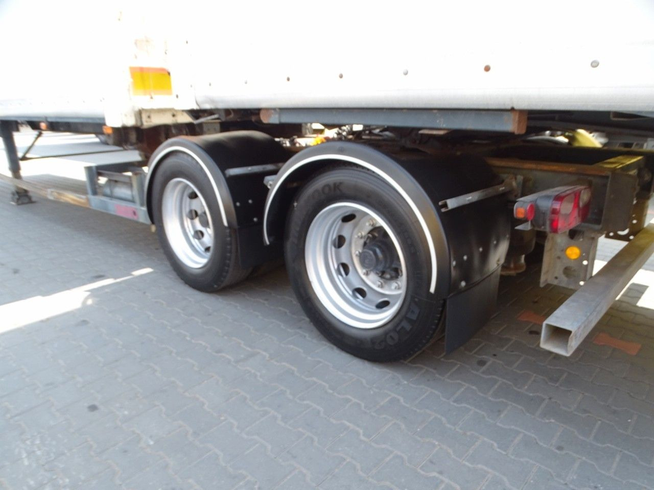 Closed box semi-trailer Samro JUMBO VEHICULAR BOX- 7,3 M + 7,3 M/KOFFER TANDEM: picture 15