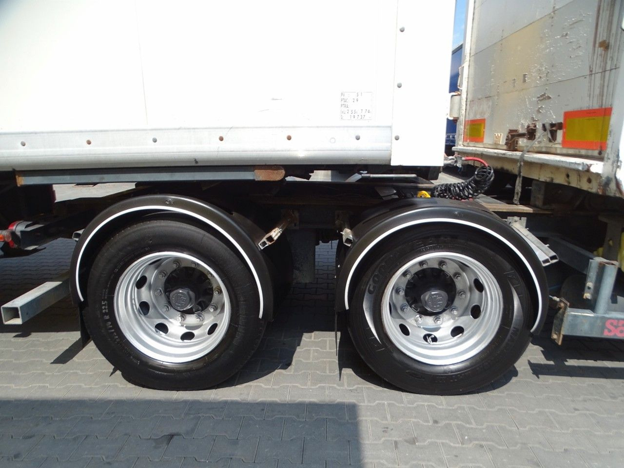 Closed box semi-trailer Samro JUMBO VEHICULAR BOX- 7,3 M + 7,3 M/KOFFER TANDEM: picture 10