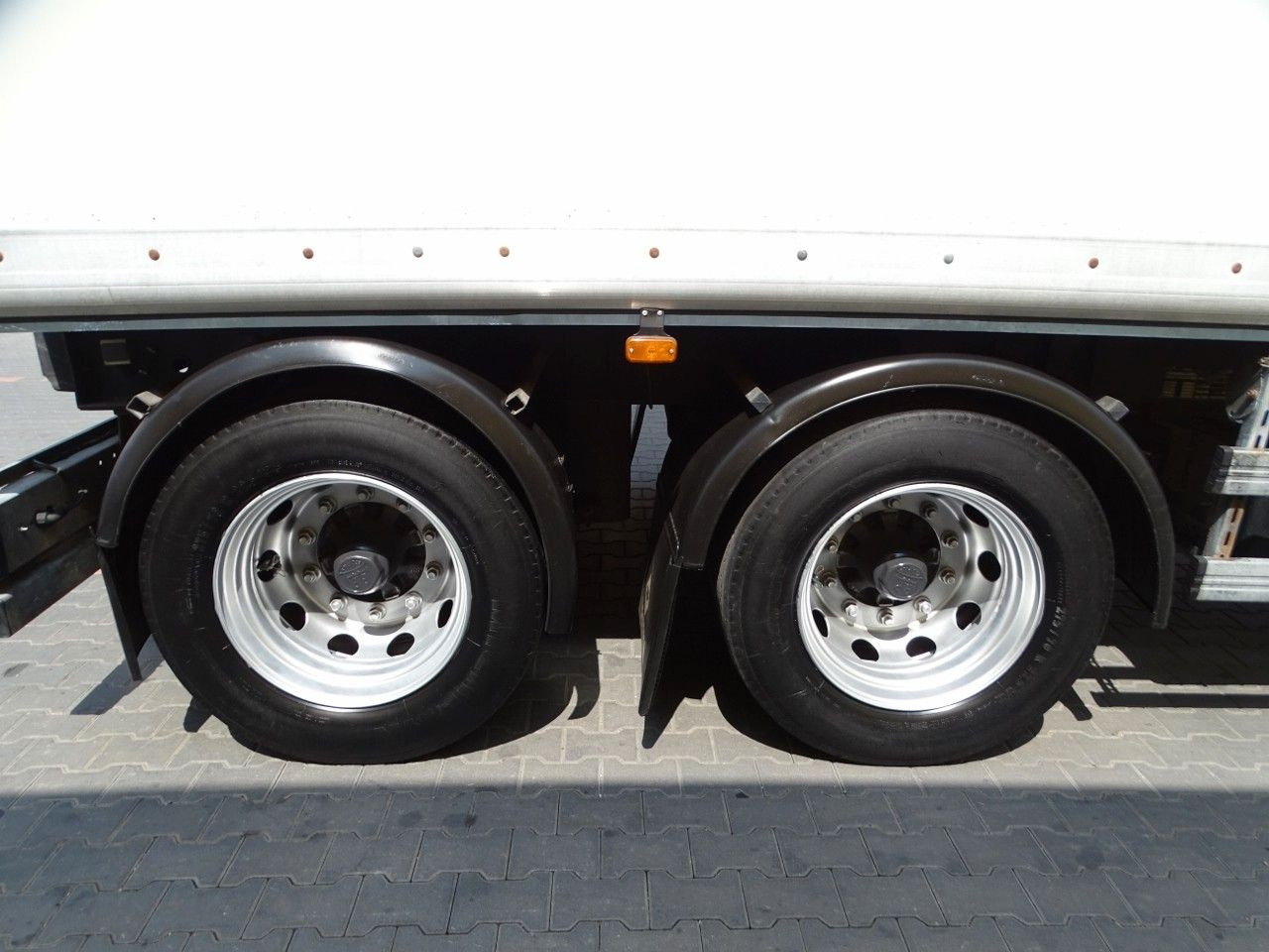 Closed box semi-trailer Samro JUMBO VEHICULAR BOX- 7,3 M + 7,3 M/KOFFER TANDEM: picture 12