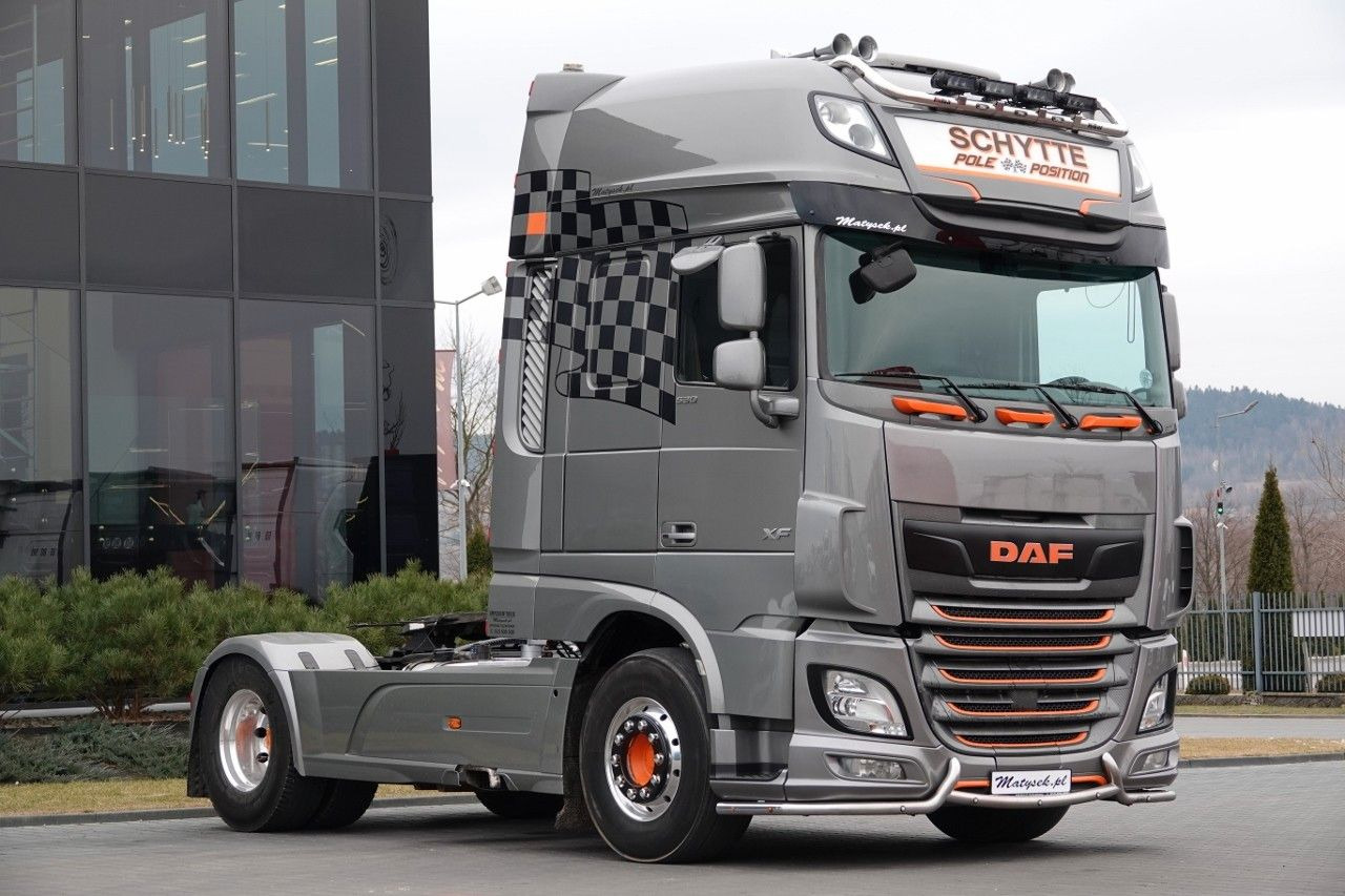DAF XF 530 / RETARDER / I-PARK COOL / HYDRAULIKA / A - Tractor unit: picture 1 DAF XF 530 / RETARDER / I-PARK COOL / HYDRAULIKA / A - Tractor unit: picture 1